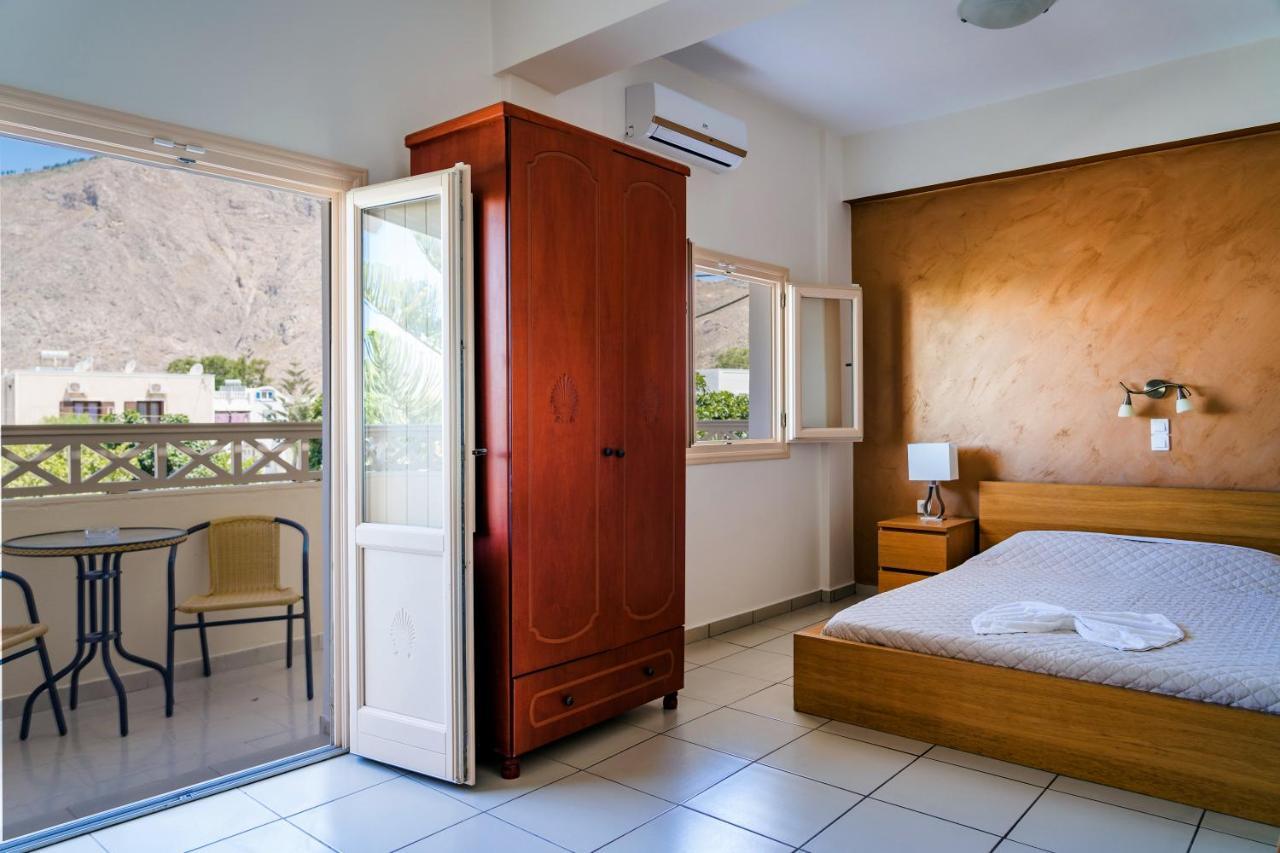 Rena Hotel Perissa (Santorini) Exterior photo